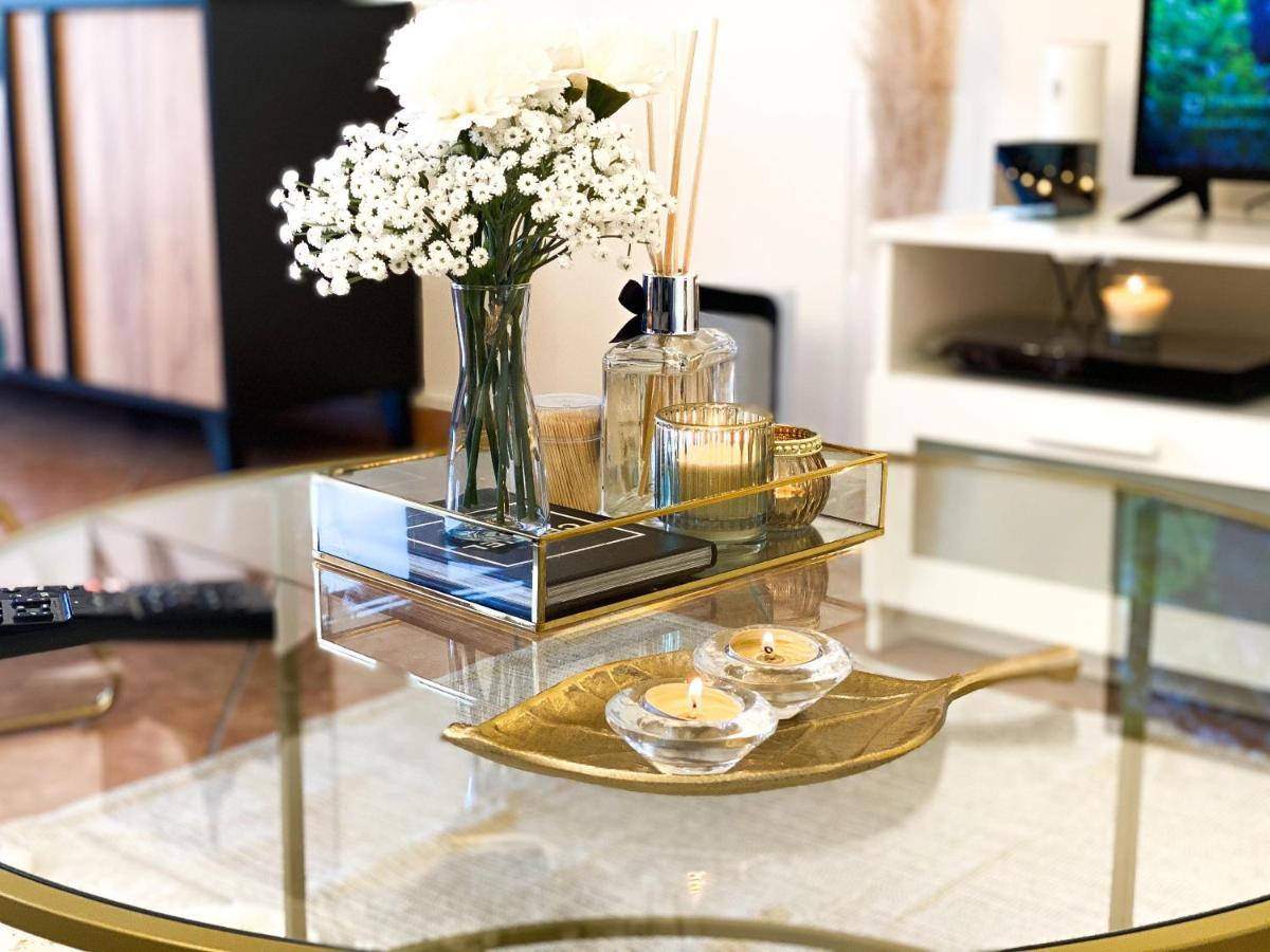 Luxueux Appartement Evry Centre - Parking - Rer A 10 Min Courcouronnes Exteriör bild