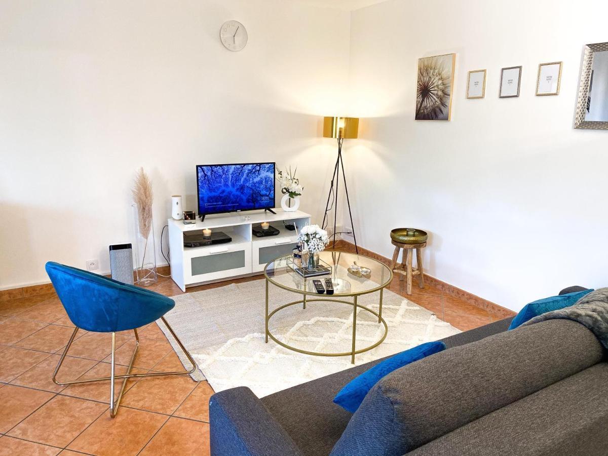 Luxueux Appartement Evry Centre - Parking - Rer A 10 Min Courcouronnes Exteriör bild